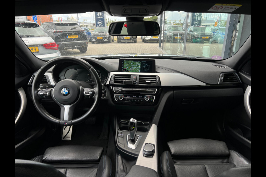 BMW 3 Serie Touring 318i M Sport Corporate Lease NL AUTO | DEALER ONDERH | LEDER | ELEKTRISCH TREKHAAK | TOP STAAT.
