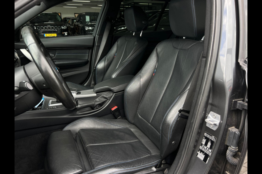 BMW 3 Serie Touring 318i M Sport Corporate Lease NL AUTO | DEALER ONDERH | LEDER | ELEKTRISCH TREKHAAK | TOP STAAT.