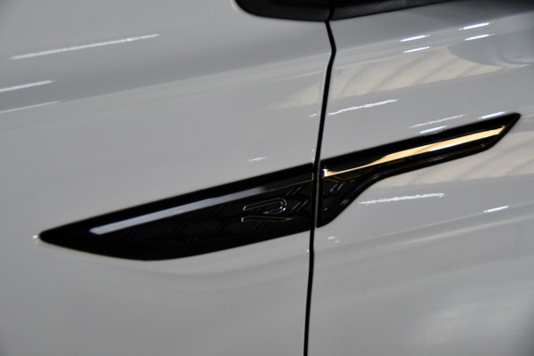 Volkswagen Taigo 1.5 TSI R-Line Pano Side assist Camera Business