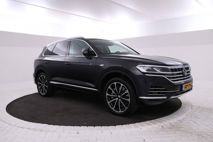 Volkswagen Touareg EHYBRID 3.0 TSi 4MOTION Panorama, Luchtvering, Climate, Volleder.