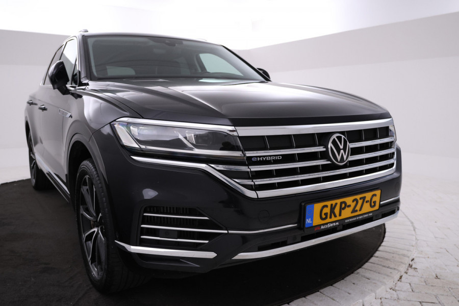 Volkswagen Touareg EHYBRID 3.0 TSi 4MOTION Panorama, Luchtvering, Climate, Volleder.