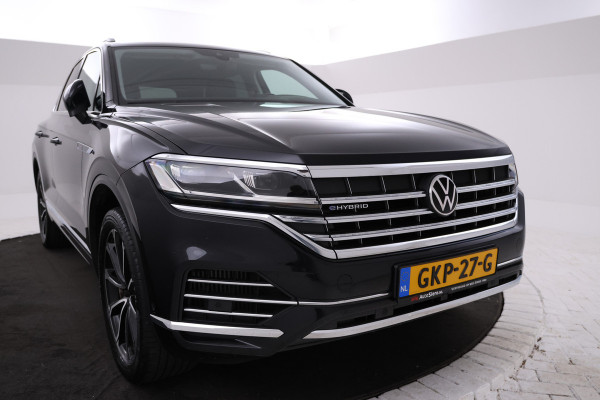 Volkswagen Touareg EHYBRID 3.0 TSi 4MOTION Panorama, Luchtvering, Climate, Volleder.