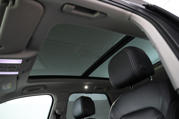 Volkswagen Touareg EHYBRID 3.0 TSi 4MOTION Panorama, Luchtvering, Climate, Volleder.