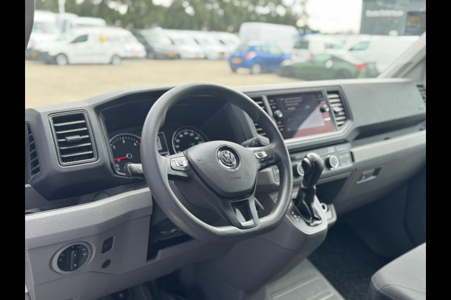 Volkswagen Crafter 35 2.0 TDI L4H3 LAADKLEP / AUTOMAAT / CAMERA / NAVI / CARPLAY