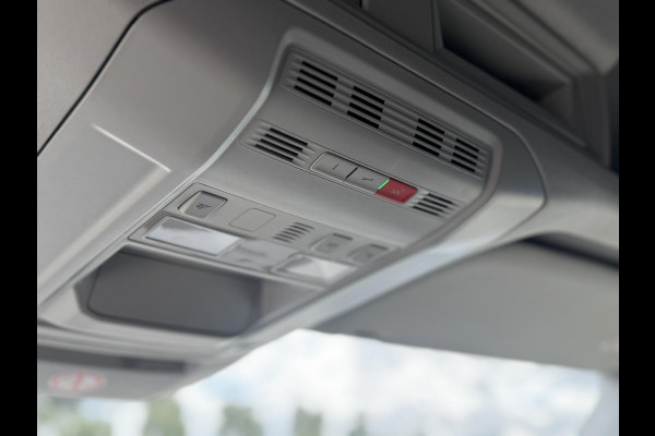 Volkswagen Crafter 35 2.0 TDI L4H3 LAADKLEP / AUTOMAAT / CAMERA / NAVI / CARPLAY