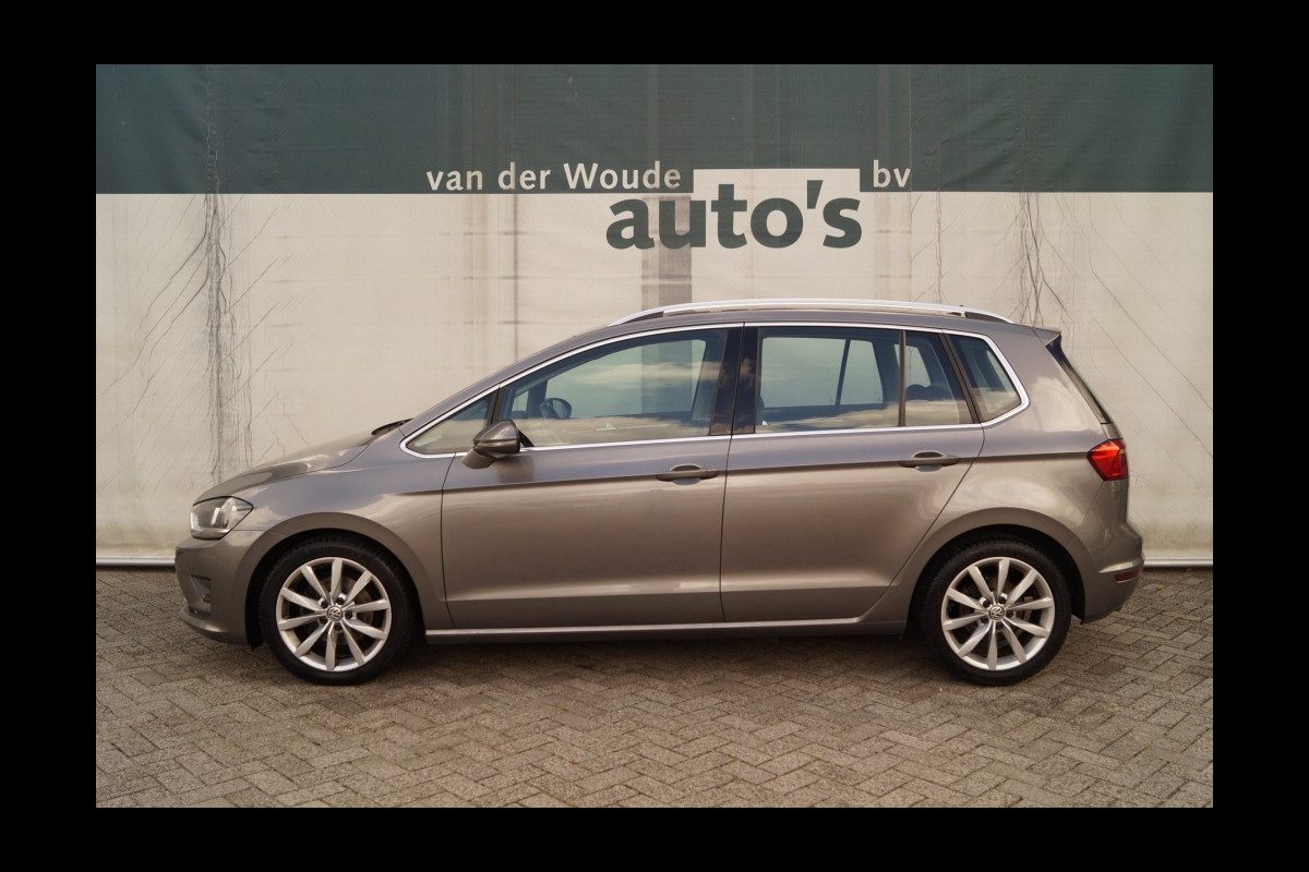 Volkswagen Golf Sportsvan 1.6 TDI 110pk DSG Connected Series -ECC-CAM-NAVI- Volkswagen Golf Sportsvan 1.6 TDI 110pk DSG Connected Series -ECC-CAM-NAVI-