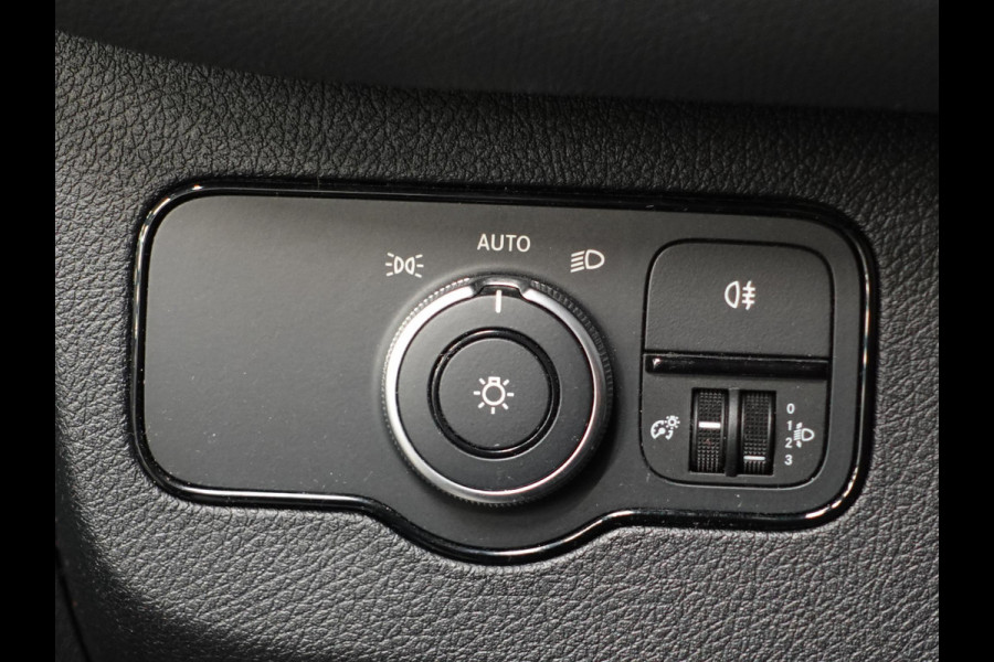 Mercedes-Benz Sprinter L2H2 Automaat Airco Navi Camera Cruise