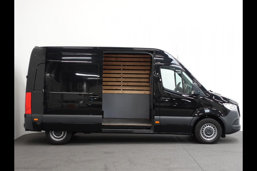 Mercedes-Benz Sprinter L2H2 Automaat Airco Navi Camera Cruise