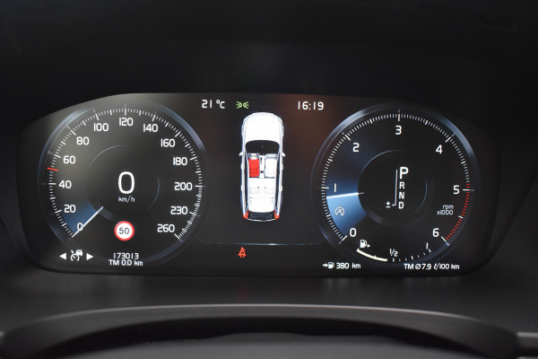 Volvo V90 Cross Country 2.0 D4 Aut. | Polestar Eng. | Trekhaak | Carplay | Navi | Stoelverwarming