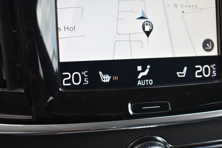 Volvo V90 Cross Country 2.0 D4 Aut. | Polestar Eng. | Trekhaak | Carplay | Navi | Stoelverwarming