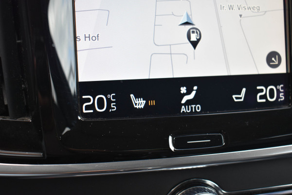 Volvo V90 Cross Country 2.0 D4 Aut. | Polestar Eng. | Trekhaak | Carplay | Navi | Stoelverwarming