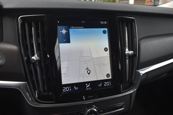 Volvo V90 Cross Country 2.0 D4 Aut. | Polestar Eng. | Trekhaak | Carplay | Navi | Stoelverwarming