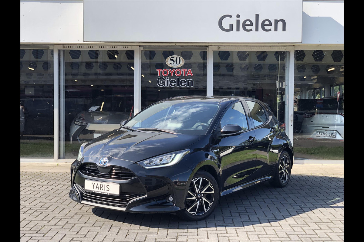 Toyota Yaris 1.5 Hybrid Dynamic Plus | Stoelverwarming, Keyless, LED, Lichtmetalen velgen, Parkeercamera, Adaptive cruise control Toyota Yaris 1.5 Hybrid Dynamic Plus | Stoelverwarming, Keyless, LED, Lichtmetalen velgen, Parkeercamera, Adaptive cruise control