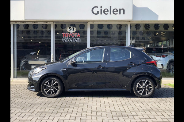 Toyota Yaris 1.5 Hybrid Dynamic Plus | Stoelverwarming, Keyless, LED, Lichtmetalen velgen, Parkeercamera, Adaptive cruise control
