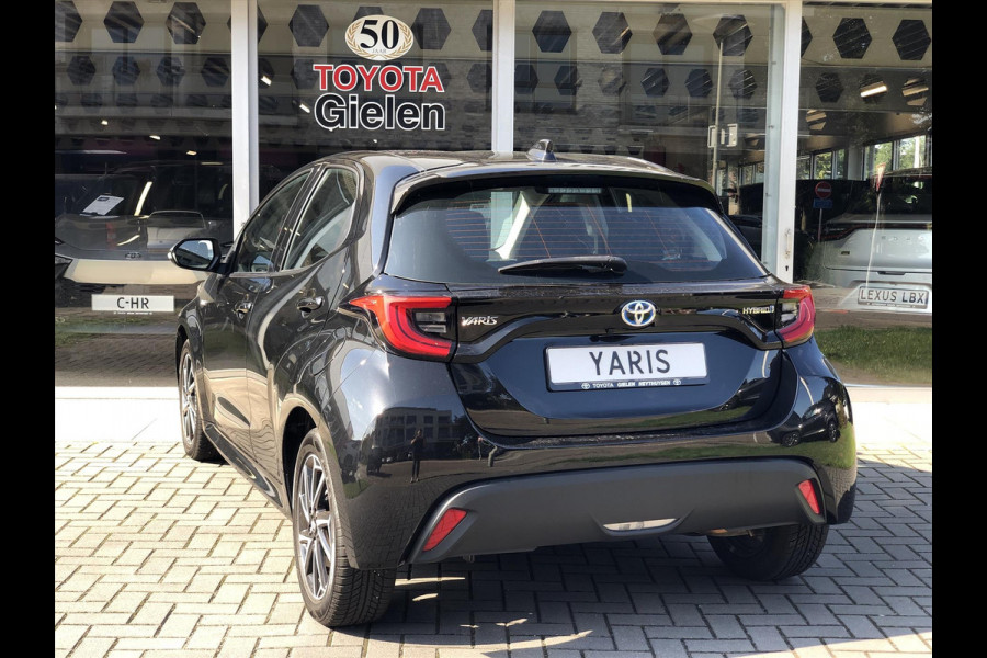 Toyota Yaris 1.5 Hybrid Dynamic Plus | Stoelverwarming, Keyless, LED, Lichtmetalen velgen, Parkeercamera, Adaptive cruise control
