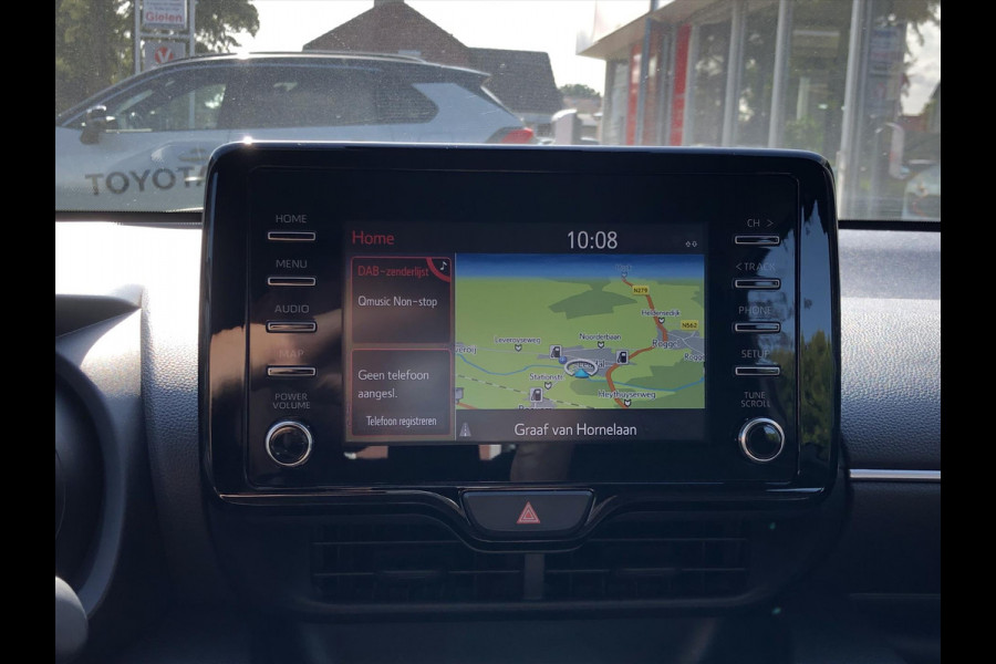 Toyota Yaris 1.5 Hybrid Dynamic Plus | Stoelverwarming, Keyless, LED, Lichtmetalen velgen, Parkeercamera, Adaptive cruise control