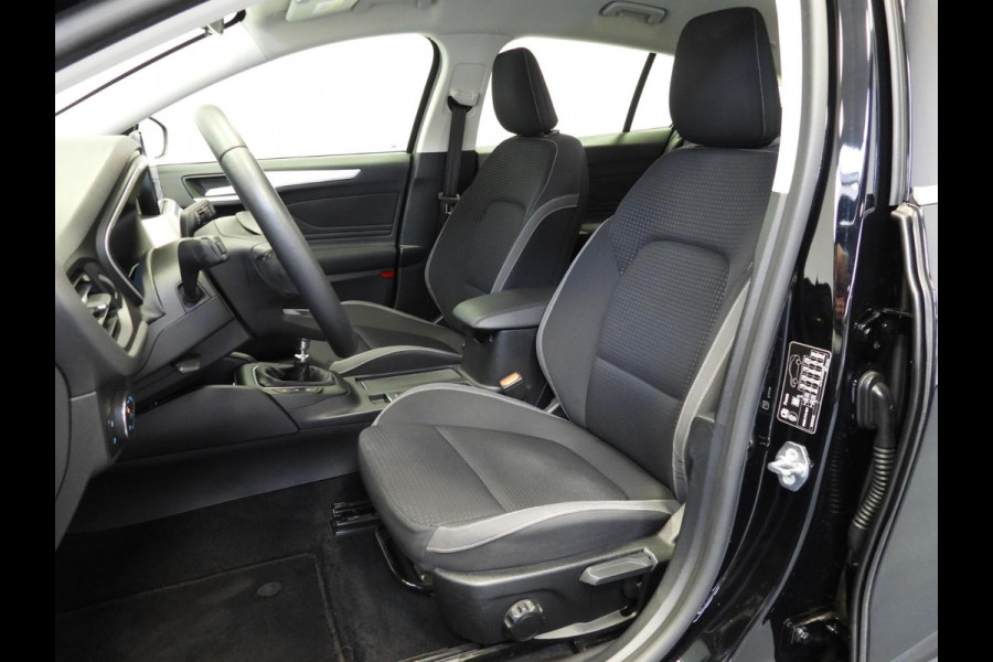 Ford FOCUS Wagon 1.0 EcoBoost Trend Business NAVI/AIRCO/TREKHAAK/16"LMV!