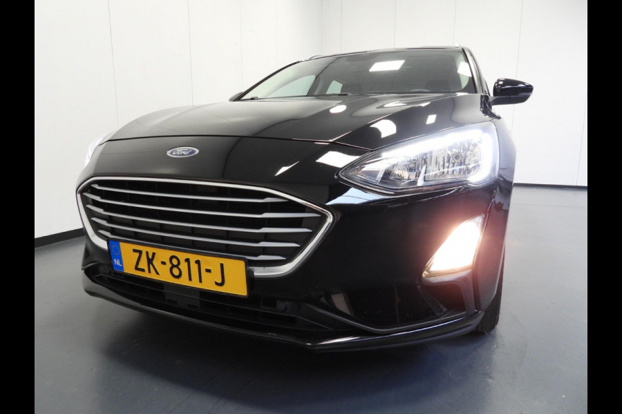Ford FOCUS Wagon 1.0 EcoBoost Trend Business NAVI/AIRCO/TREKHAAK/16"LMV!