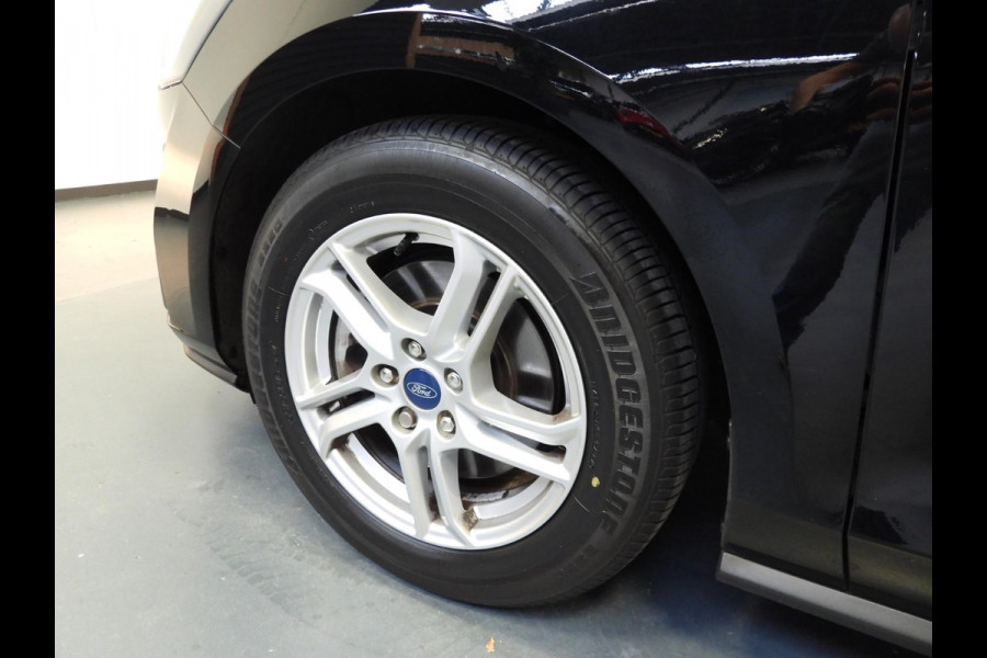 Ford FOCUS Wagon 1.0 EcoBoost Trend Business NAVI/AIRCO/TREKHAAK/16"LMV!