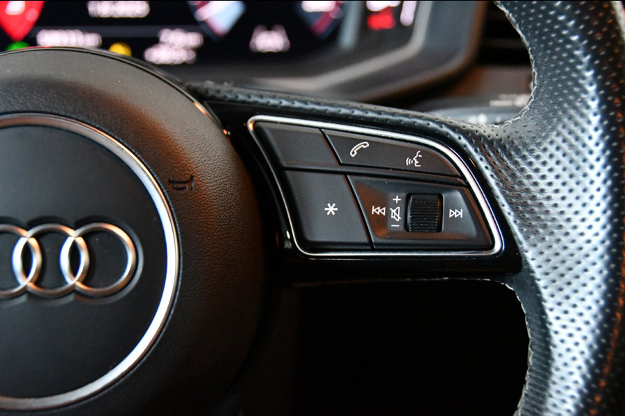 Audi A1 SPORTBACK 30 TFSI Advanced S-edition