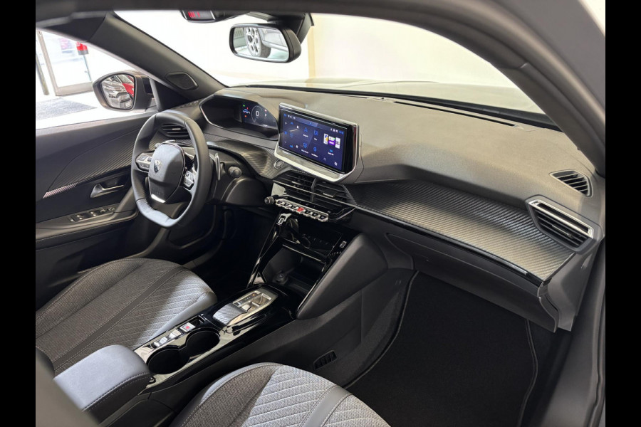 Peugeot 2008 1.2 Hybrid 145 Allure Automaat | Adaptieve cruise control | 360 Camera | Keyless |  Navigatie | Dodehoekdetectie