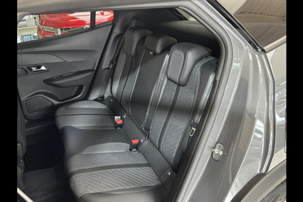 Peugeot 2008 1.2 Hybrid 145 Allure Automaat | Adaptieve cruise control | 360 Camera | Keyless |  Navigatie | Dodehoekdetectie