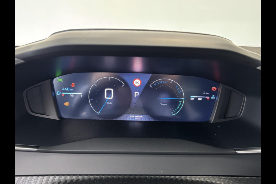 Peugeot 2008 1.2 Hybrid 145 Allure Automaat | Adaptieve cruise control | 360 Camera | Keyless |  Navigatie | Dodehoekdetectie