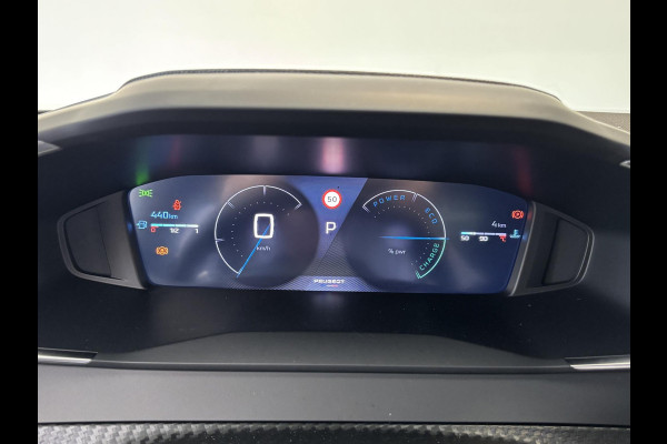 Peugeot 2008 1.2 Hybrid 145 Allure Automaat | Adaptieve cruise control | 360 Camera | Keyless |  Navigatie | Dodehoekdetectie