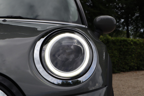 MINI Mini 1.5 One Essential | 5drs. | Achteruitrijcamera | Navi | ACC |