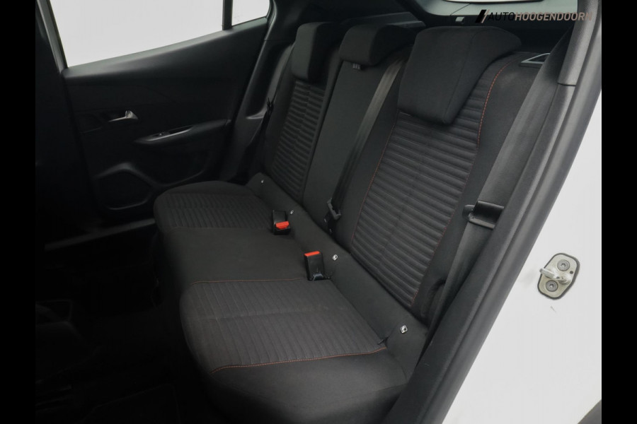 Peugeot 2008 1.2 PureTech Active (APPLE CARPLAY,LED VERLICHTING,PARKEERSENSOREN,NAVIGATIE,CRUISE,LM-VELGEN,TOPCONDITIE)