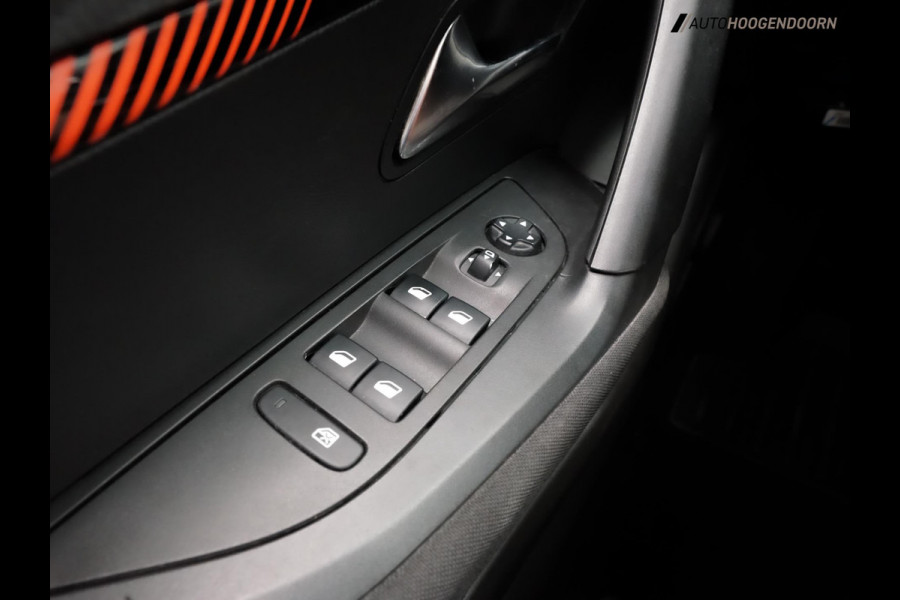 Peugeot 2008 1.2 PureTech Active (APPLE CARPLAY,LED VERLICHTING,PARKEERSENSOREN,NAVIGATIE,CRUISE,LM-VELGEN,TOPCONDITIE)