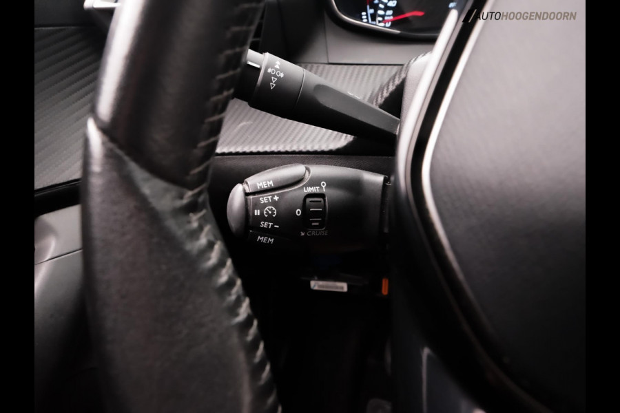 Peugeot 2008 1.2 PureTech Active (APPLE CARPLAY,LED VERLICHTING,PARKEERSENSOREN,NAVIGATIE,CRUISE,LM-VELGEN,TOPCONDITIE)