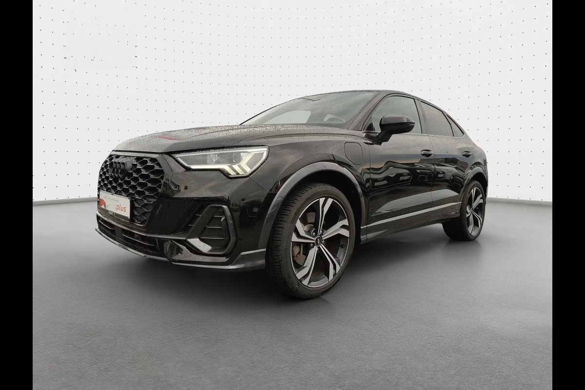 Audi Q3 Sportback 45 TFSI e S-LINE ** LED, VIRTUAL, SONOS SOUND, OPTIK SCHWARZ, 20-inch LMV ** 1e EIG - UNFALLFREI ** ** INFORMEER OOK NAAR ONZE AANTREKKELIJKE FINANCIAL-LEASE TARIEVEN **