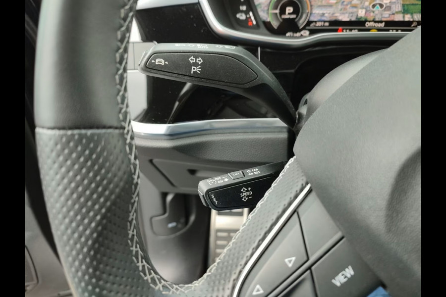 Audi Q3 Sportback 45 TFSI e S-LINE ** LED, VIRTUAL, SONOS SOUND, OPTIK SCHWARZ, 20-inch LMV ** 1e EIG - UNFALLFREI ** ** INFORMEER OOK NAAR ONZE AANTREKKELIJKE FINANCIAL-LEASE TARIEVEN **