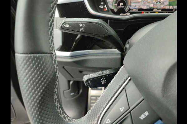 Audi Q3 Sportback 45 TFSI e S-LINE ** LED, VIRTUAL, SONOS SOUND, OPTIK SCHWARZ, 20-inch LMV ** 1e EIG - UNFALLFREI ** ** INFORMEER OOK NAAR ONZE AANTREKKELIJKE FINANCIAL-LEASE TARIEVEN **