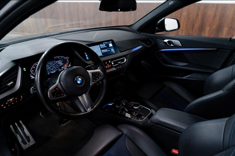 BMW 1-serie 118i High Executive M-Sport Pano|Sfeer|Dealer onderhouden