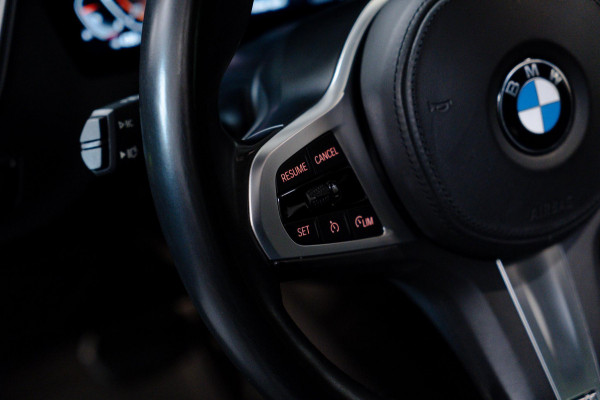 BMW 1-serie 118i High Executive M-Sport Pano|Sfeer|Dealer onderhouden