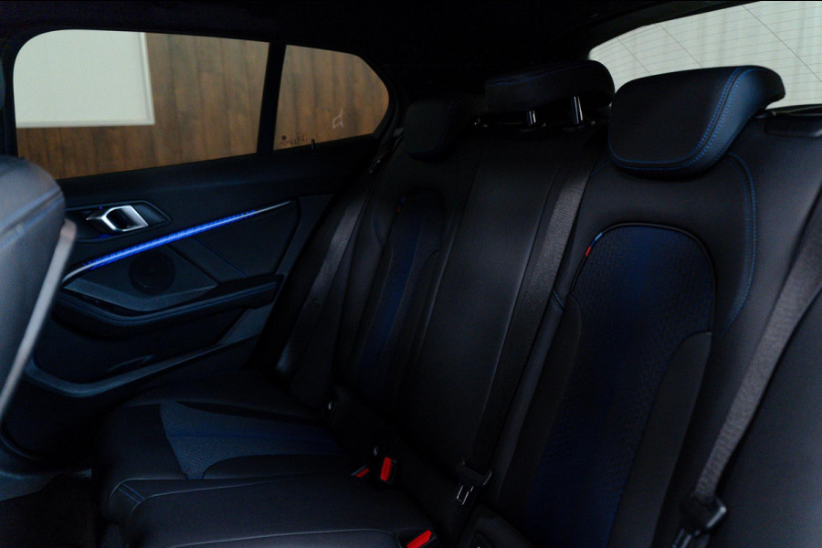 BMW 1-serie 118i High Executive M-Sport Pano|Sfeer|Dealer onderhouden