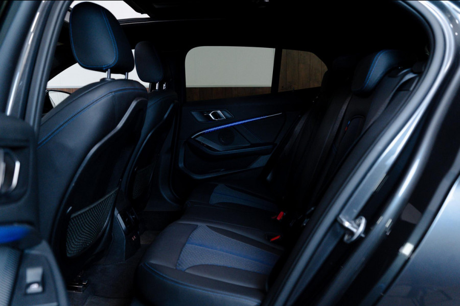 BMW 1-serie 118i High Executive M-Sport Pano|Sfeer|Dealer onderhouden