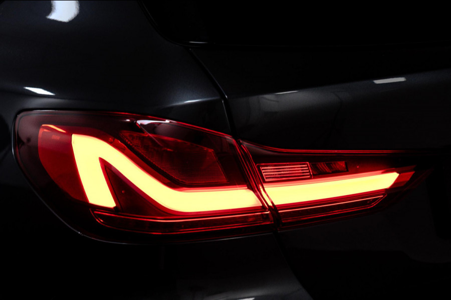 BMW 1-serie 118i High Executive M-Sport Pano|Sfeer|Dealer onderhouden