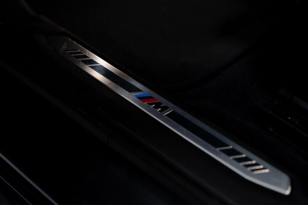 BMW 1-serie 118i High Executive M-Sport Pano|Sfeer|Dealer onderhouden