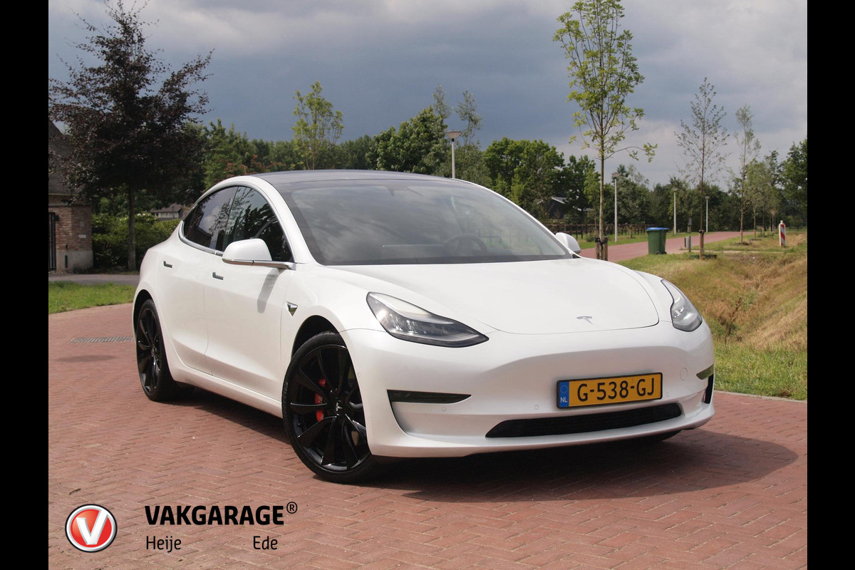 Tesla Model 3 Performance AWD 75 kWh | Camera | Glazen dak | DAB | NL-Auto |