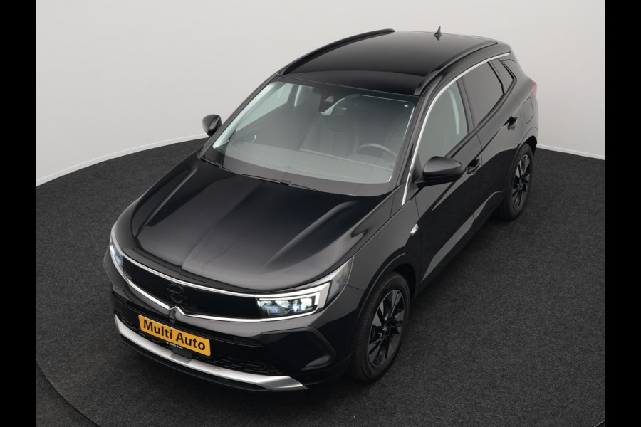 Opel Grandland Turbo 4x4 Ultimate Plug In Hybrid 300pk PHEV | Trekhaak Afneembaar | Adaptive Cruise | 360 Camera | Lederen Sportstoelen Memory & Ventilatie | Apple Carplay | Navigatie | Verwarmd Stuur & Stoel | Virtual | DAB |