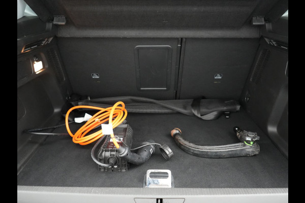 Opel Grandland Turbo 4x4 Ultimate Plug In Hybrid 300pk PHEV | Trekhaak Afneembaar | Adaptive Cruise | 360 Camera | Lederen Sportstoelen Memory & Ventilatie | Apple Carplay | Navigatie | Verwarmd Stuur & Stoel | Virtual | DAB |