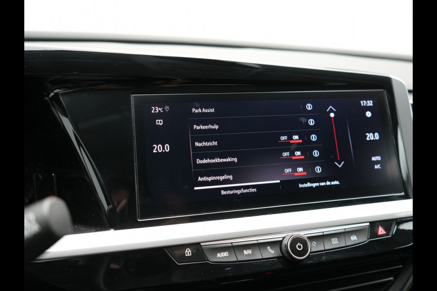 Opel Grandland Turbo 4x4 Ultimate Plug In Hybrid 300pk PHEV | Trekhaak Afneembaar | Adaptive Cruise | 360 Camera | Lederen Sportstoelen Memory & Ventilatie | Apple Carplay | Navigatie | Verwarmd Stuur & Stoel | Virtual | DAB |
