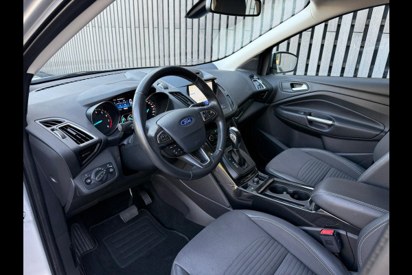 Ford Kuga 1.5 Titanium - Automaat