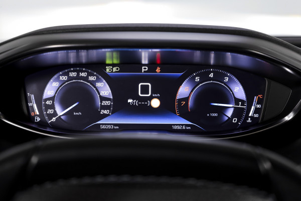 Peugeot 3008 1.2 PureTech Crossway 130 PK - Automaat | S/K-Panodak | Dig. Cockpit | Adapt. Cruise | PDC | Camera | NAV + App. Connect | ECC | Elek. Klep | DAB | LM 18" |