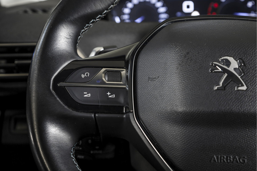Peugeot 3008 1.2 PureTech Crossway 130 PK - Automaat | S/K-Panodak | Dig. Cockpit | Adapt. Cruise | PDC | Camera | NAV + App. Connect | ECC | Elek. Klep | DAB | LM 18" |