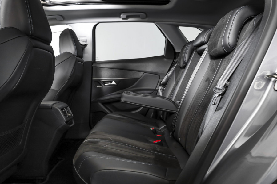 Peugeot 3008 1.2 PureTech Crossway 130 PK - Automaat | S/K-Panodak | Dig. Cockpit | Adapt. Cruise | PDC | Camera | NAV + App. Connect | ECC | Elek. Klep | DAB | LM 18" |