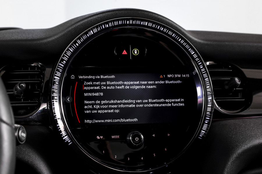 MINI Mini 2.0 Cooper S John Cooper Works 180 PK | S/K Panodak | Dig.Cockpit | Adapt.Cruise | Stoelverw. | Camera+PDC | NAV+App.Connect | Auto.Airco | LM 17" |